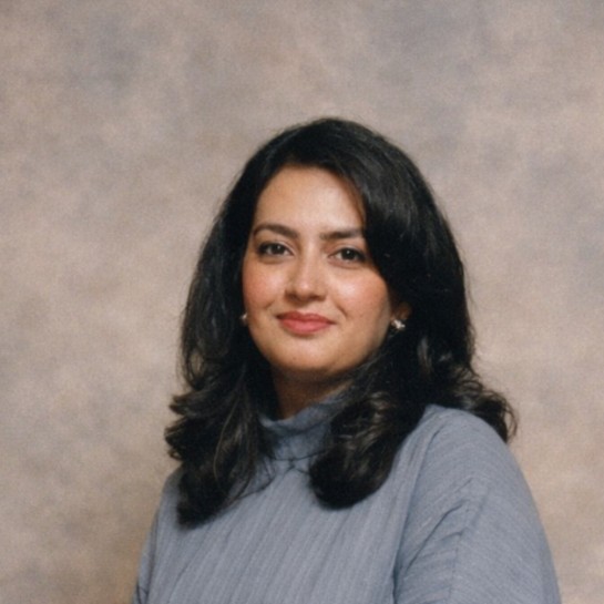 Farina Moaz